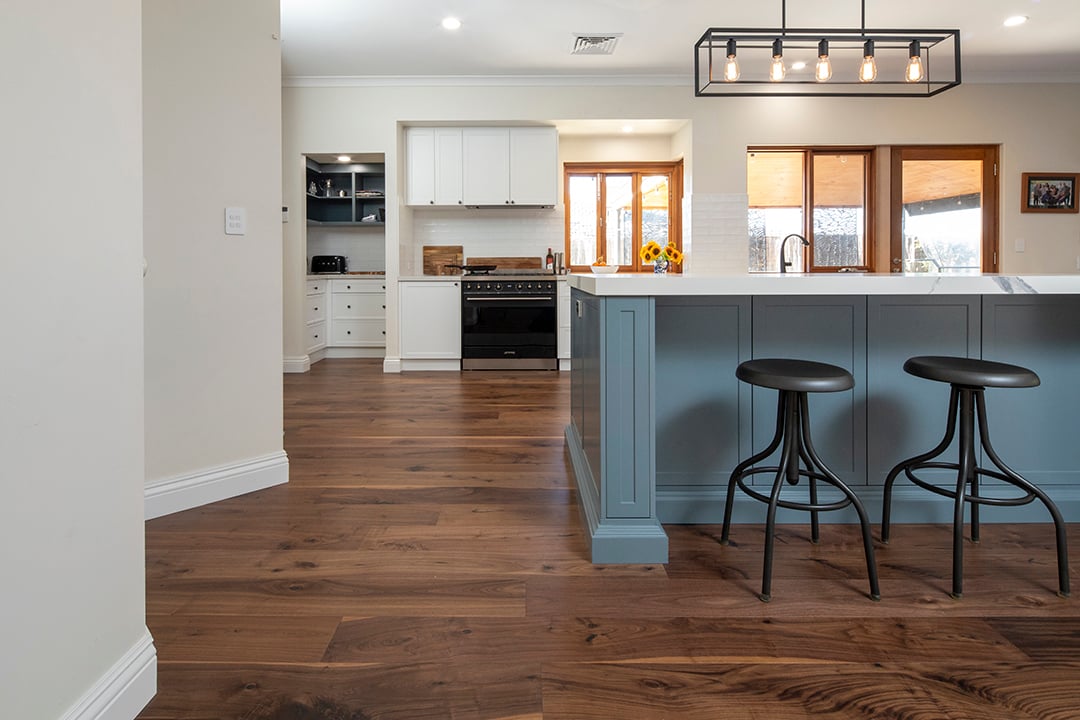 17330_Holmes _Black_Walnut_08